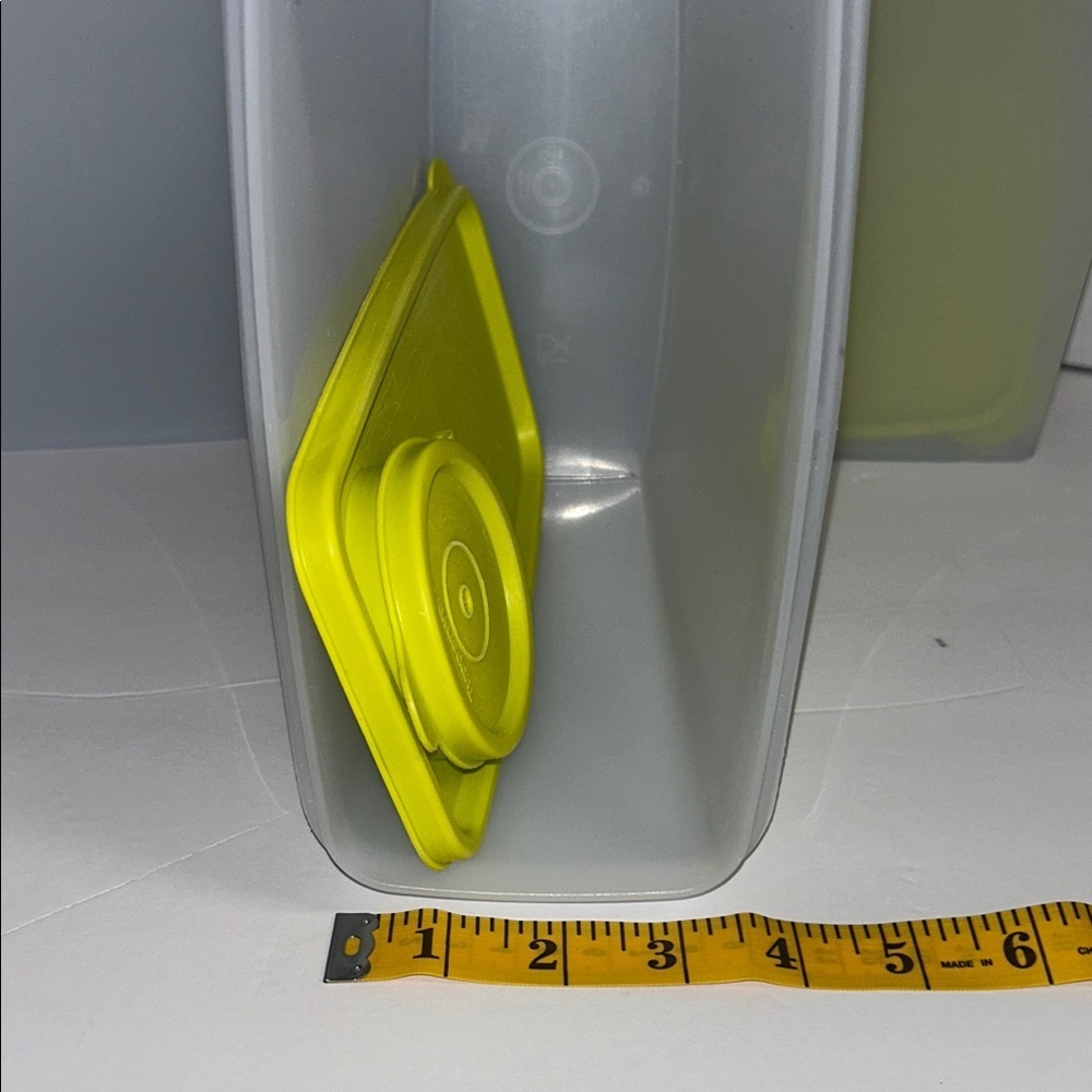 Tupperware Frosted Containers with Red and Green Lids - Picture 9 of 9